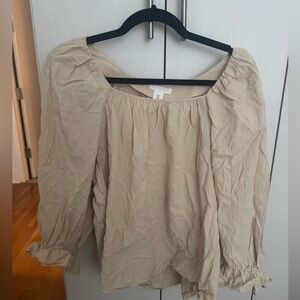 H&M ruffle sleeve blouse